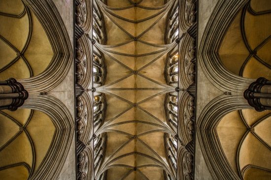 découvrez les différents matériaux de plafond pour embellir votre intérieur. que vous recherchiez l'élégance du plâtre, la modernité du métal ou le confort du bois, trouvez le matériau idéal pour votre projet de décoration et d'aménagement.