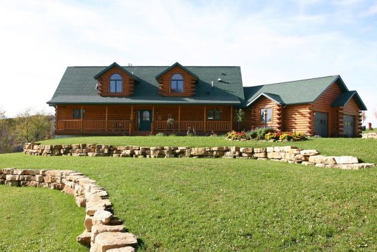 découvrez l'élégance et le charme d'un chalet style, alliant confort moderne et atmosphère rustique. parfait pour des escapades en nature.