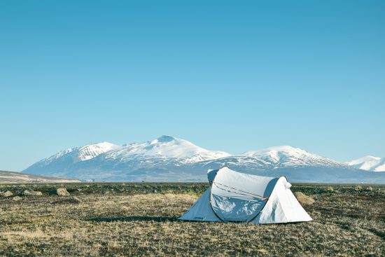 découvrez des idées inspirantes pour la décoration de votre camp, alliant style et fonctionnalité. transformez votre espace extérieur en un lieu accueillant et chaleureux grâce à des conseils pratiques et des astuces créatives.