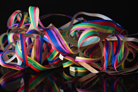 découvrez des idées inspirantes et créatives pour la décoration de carnaval. transformez votre espace en un lieu festif avec des couleurs vives, des accessoires amusants et des thèmes originaux. préparez-vous à célébrer dans une ambiance joyeuse et conviviale!