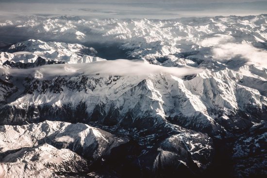 découvrez l'univers fascinant d'alpine, la marque emblématique de voitures de sport françaises. explorez notre gamme de modèles alliant performance, design et innovation, conçus pour offrir une expérience de conduite inégalée.